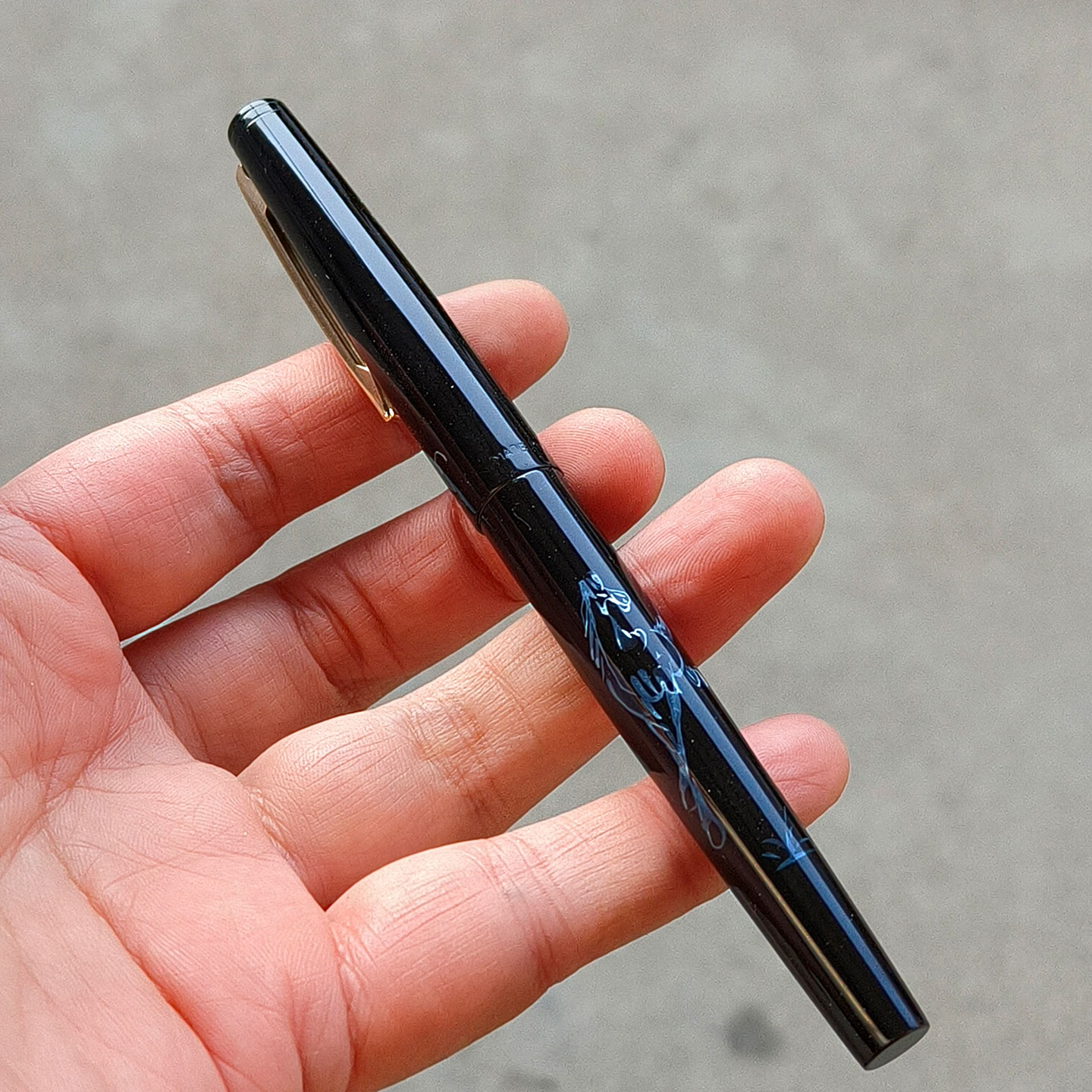 Vintage Collectible Pens - Liquidation - Stylo plume vintage HERO